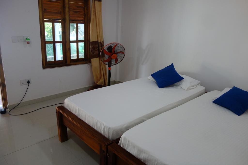 ארוגם Yoho Hotel Arugambay Beach Inn מראה חיצוני תמונה