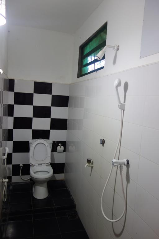 ארוגם Yoho Hotel Arugambay Beach Inn מראה חיצוני תמונה