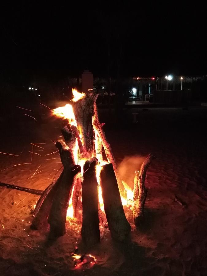 ארוגם Yoho Hotel Arugambay Beach Inn מראה חיצוני תמונה